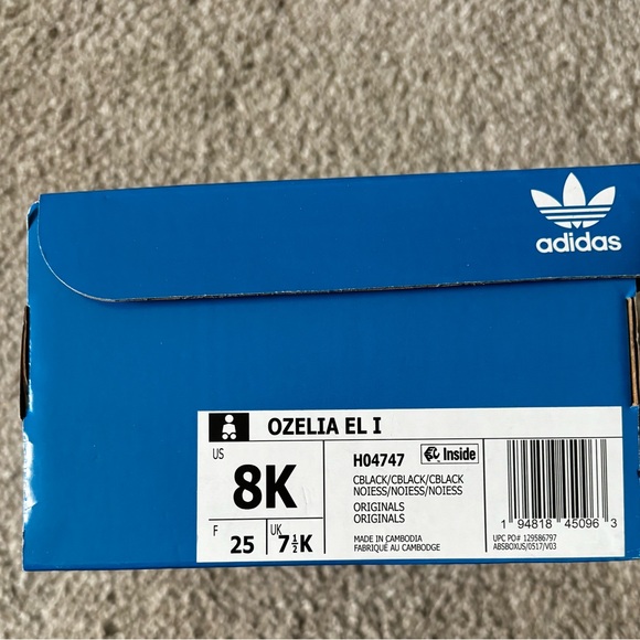 adidas Kids Black Sneakers - Picture 10 of 10